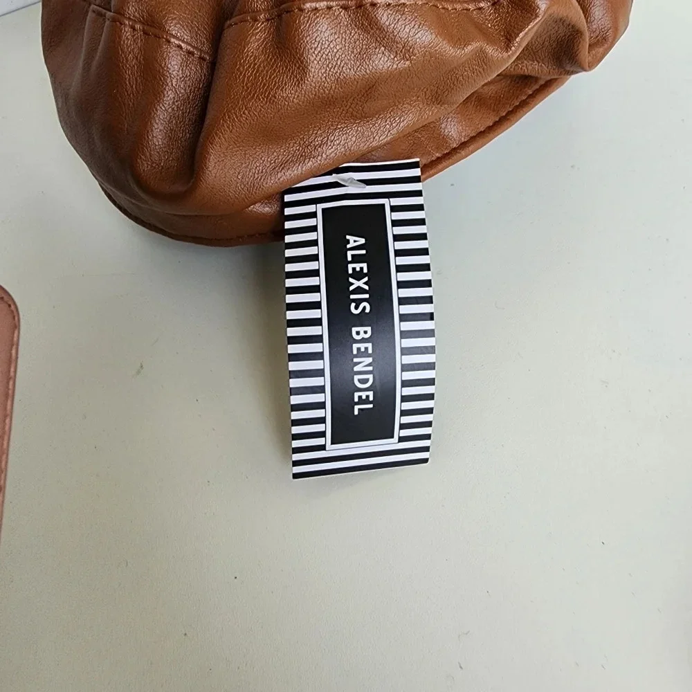 Alexis Bendel nwt alexis